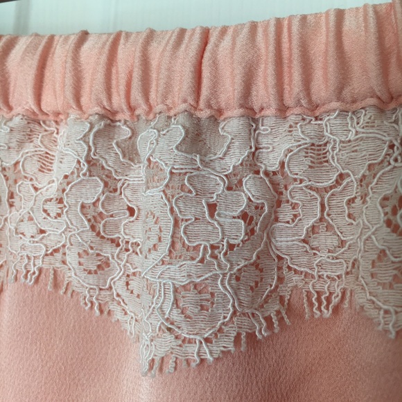 NEW Banana Republic Pink Flirty Mini-Skirt - Picture 4 of 7